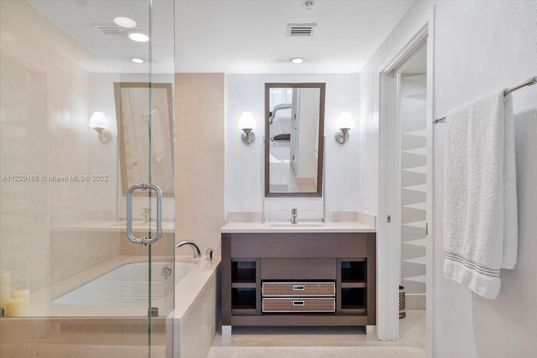 Недавно арендовано: $18,000 (3 спален, 3 ванн, 2050 Квадратных фут)