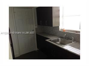 Recently Rented: $1,500 (1 beds, 1 baths, 630 Square Feet)