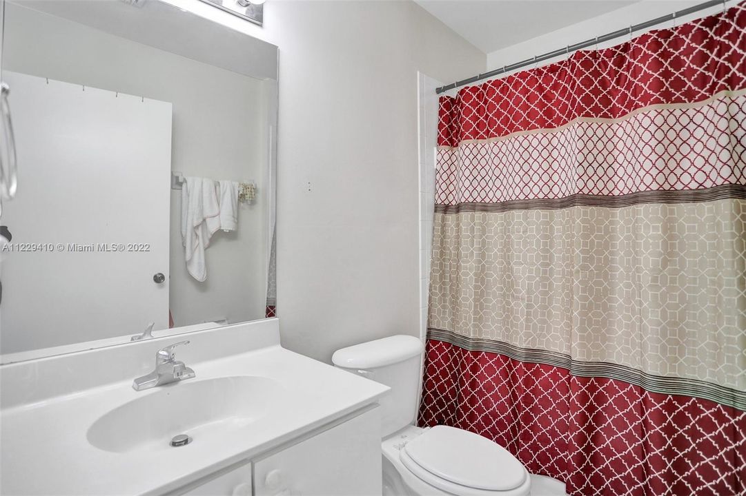 Недавно арендовано: $2,100 (2 спален, 2 ванн, 822 Квадратных фут)