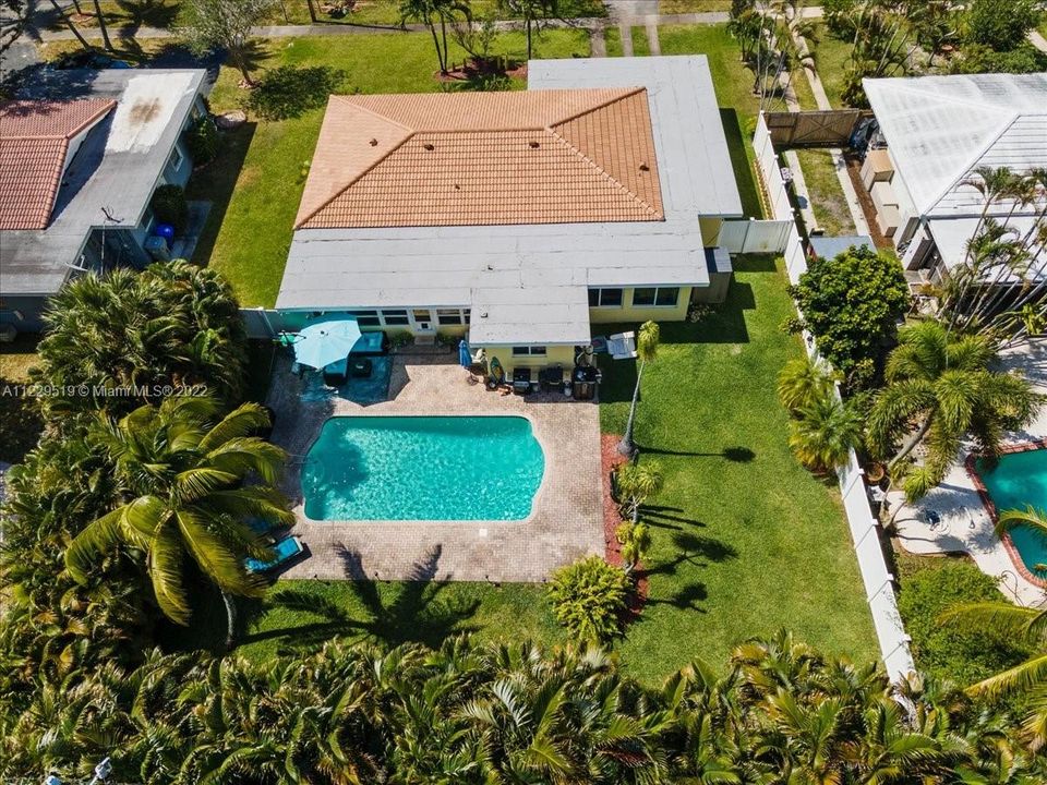 Vendido Recientemente: $729,900 (3 camas, 2 baños, 0 Pies cuadrados)