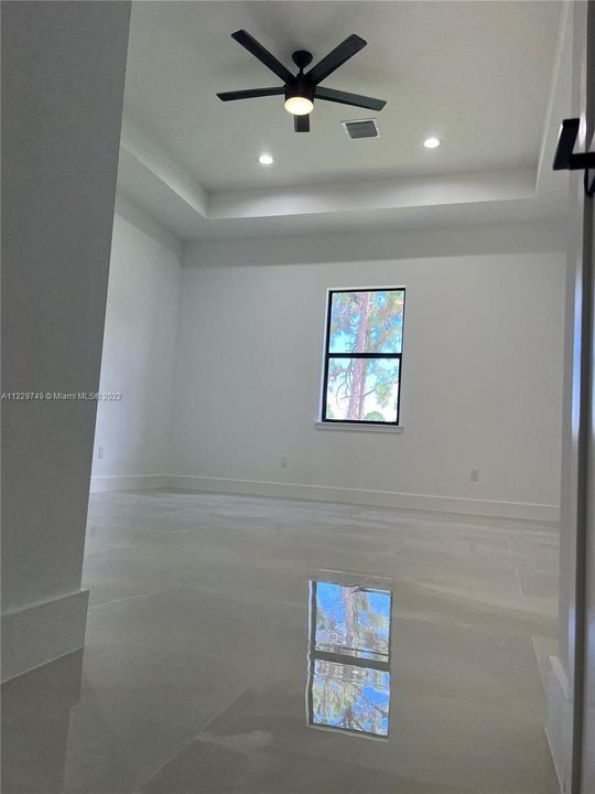 Недавно продано: $759,000 (4 спален, 3 ванн, 2385 Квадратных фут)