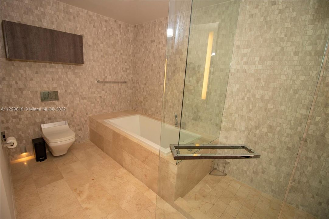 Недавно арендовано: $5,500 (2 спален, 2 ванн, 1208 Квадратных фут)
