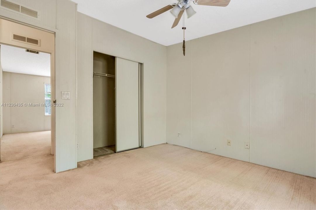 Recently Sold: $399,999 (3 beds, 2 baths, 1404 Square Feet)