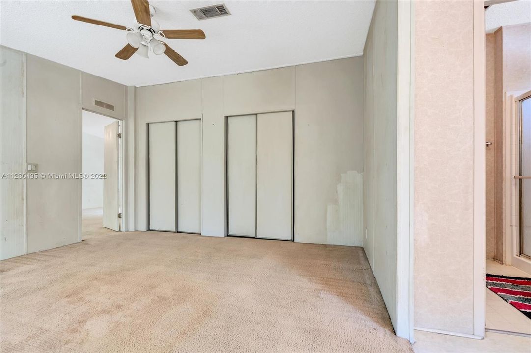 Recently Sold: $399,999 (3 beds, 2 baths, 1404 Square Feet)