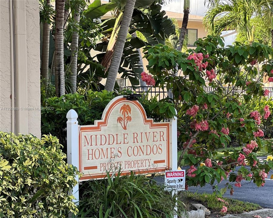 Recently Sold: $259,000 (2 beds, 2 baths, 761 Square Feet)