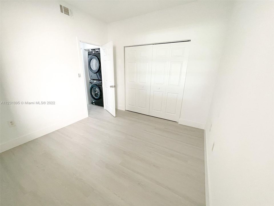 Recently Rented: $2,500 (2 beds, 2 baths, 854 Square Feet)