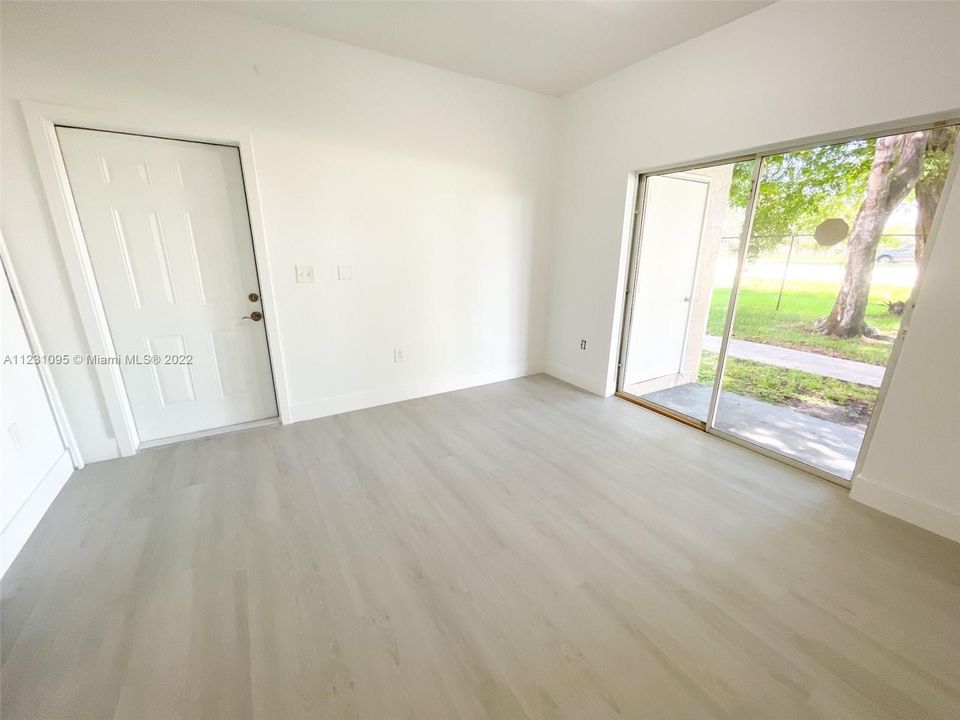 Recently Rented: $2,500 (2 beds, 2 baths, 854 Square Feet)