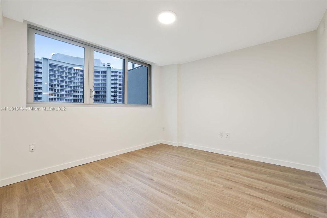 Recently Rented: $2,986 (1 beds, 1 baths, 833 Square Feet)