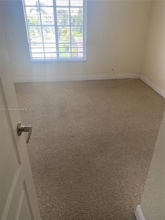 Recently Rented: $1,800 (1 beds, 1 baths, 810 Square Feet)