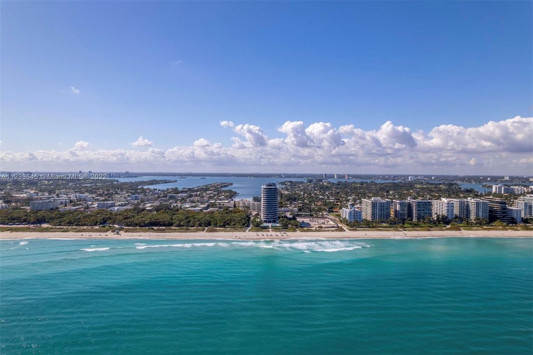Recently Sold: $3,750,000 (2 beds, 2 baths, 1522 Square Feet)