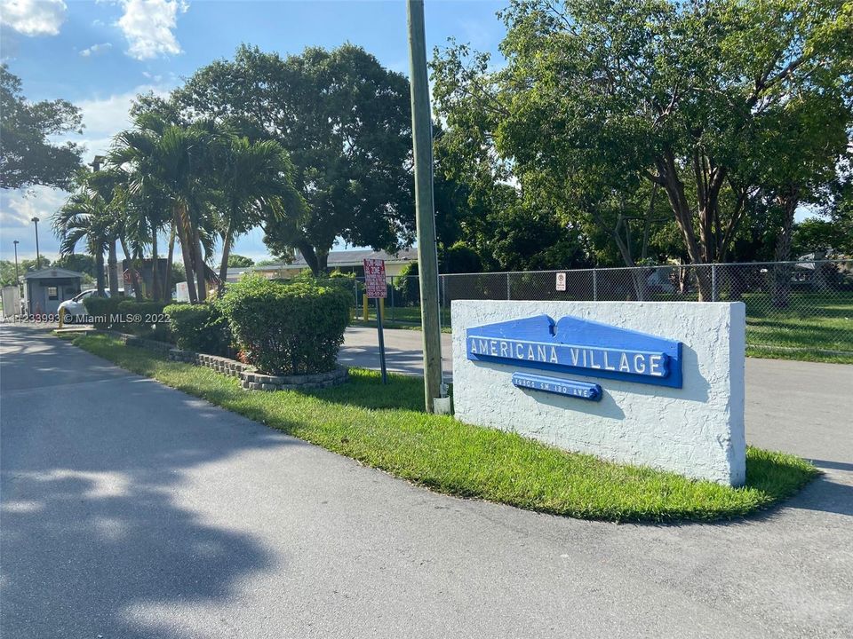 Recently Rented: $2,500 (4 beds, 2 baths, 1430 Square Feet)