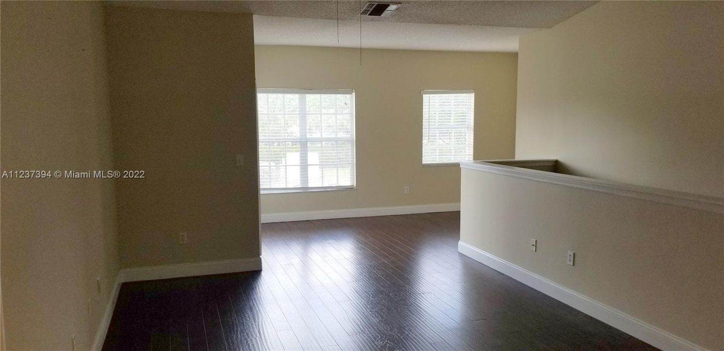 Recently Rented: $2,000 (2 beds, 2 baths, 1048 Square Feet)