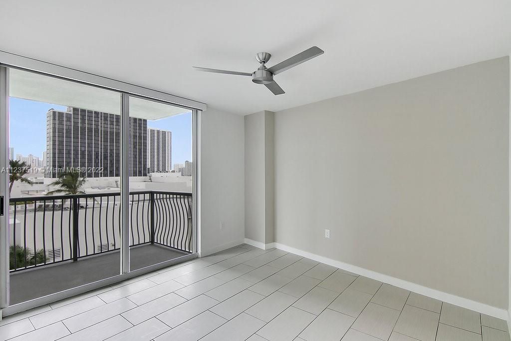 Recently Rented: $3,679 (2 beds, 2 baths, 1246 Square Feet)