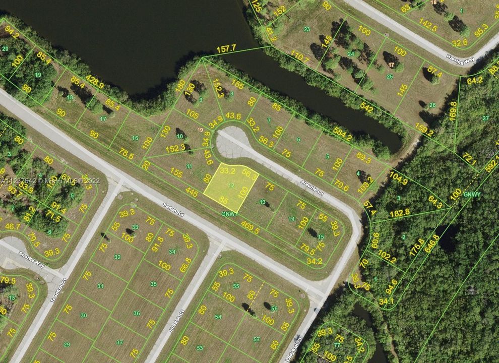 待售: $15,000 (0.18 acres)