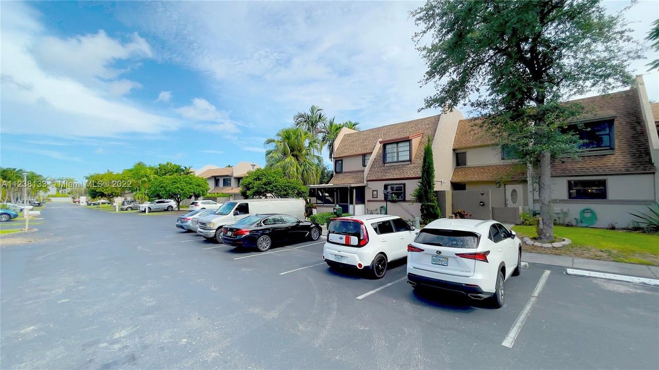 Recently Sold: $424,900 (3 beds, 2 baths, 1548 Square Feet)