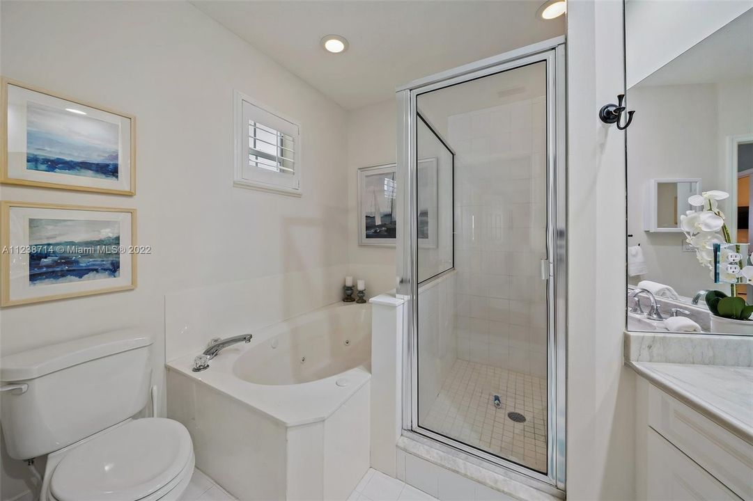 最近租的: $6,500 (2 贝兹, 2 浴室, 1204 平方英尺)