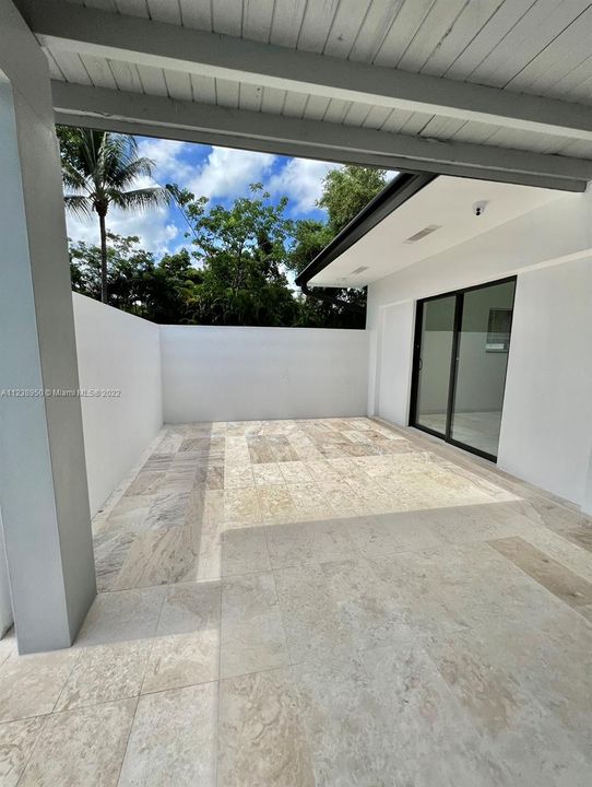 Recientemente alquilado: $10,000 (4 camas, 3 baños, 2448 Pies cuadrados)