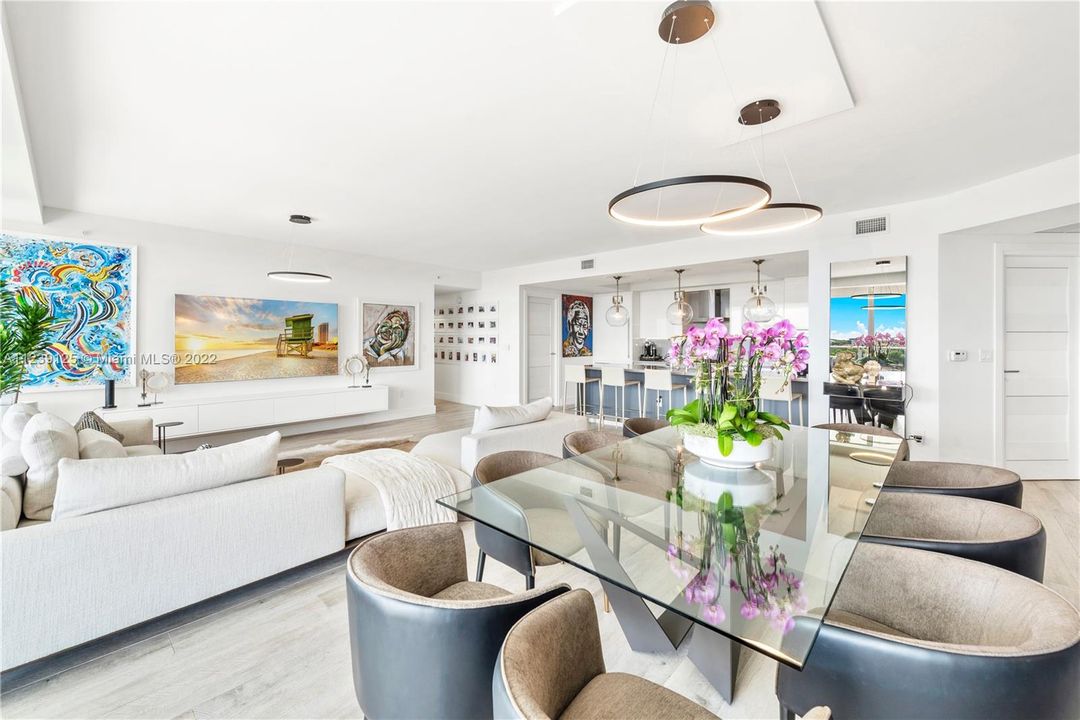 Recently Sold: $2,200,000 (3 beds, 3 baths, 2251 Square Feet)
