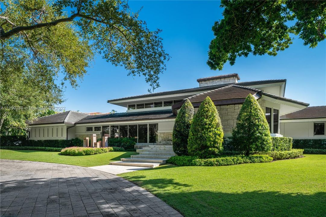 Recently Sold: $24,000,000 (5 beds, 5 baths, 6289 Square Feet)