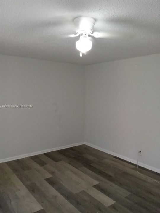 Recently Rented: $1,350 (0 beds, 1 baths, 2632 Square Feet)