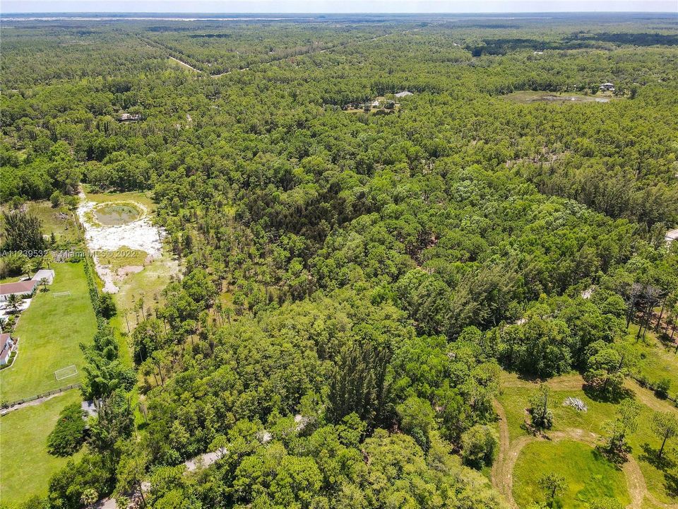 Vendido Recientemente: $1,300,000 (11.34 acres)