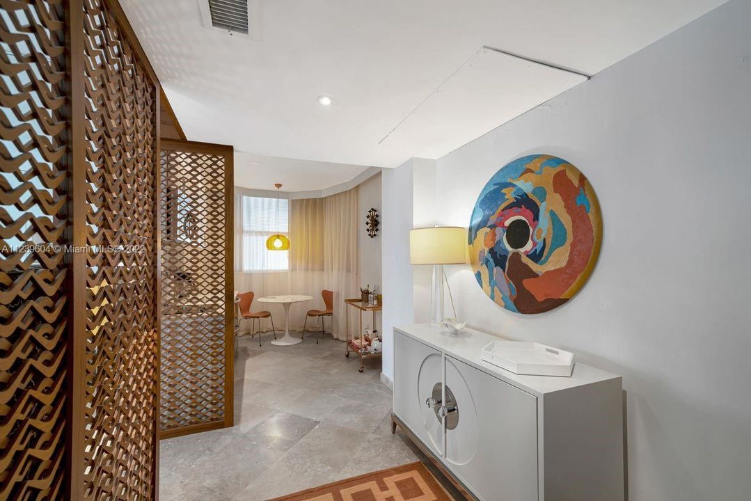 Недавно продано: $495,000 (1 спален, 1 ванн, 400 Квадратных фут)