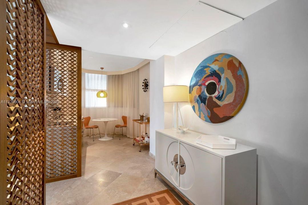 Недавно продано: $495,000 (1 спален, 1 ванн, 400 Квадратных фут)