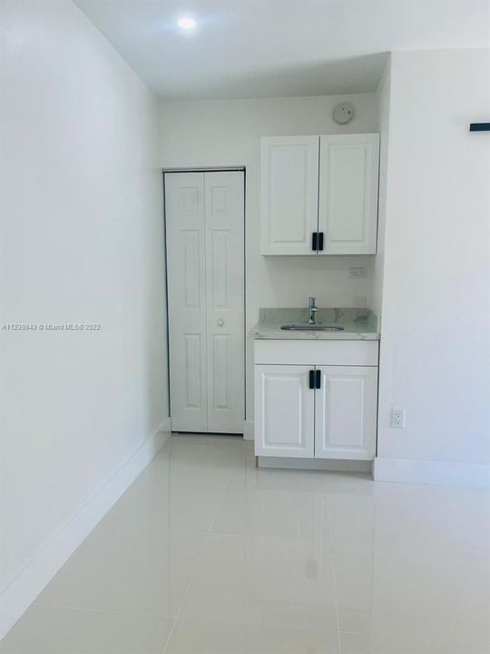 Recently Rented: $1,325 (0 beds, 1 baths, 0 Square Feet)