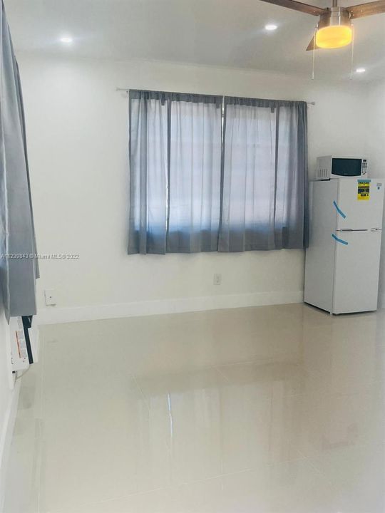 Recently Rented: $1,325 (0 beds, 1 baths, 0 Square Feet)