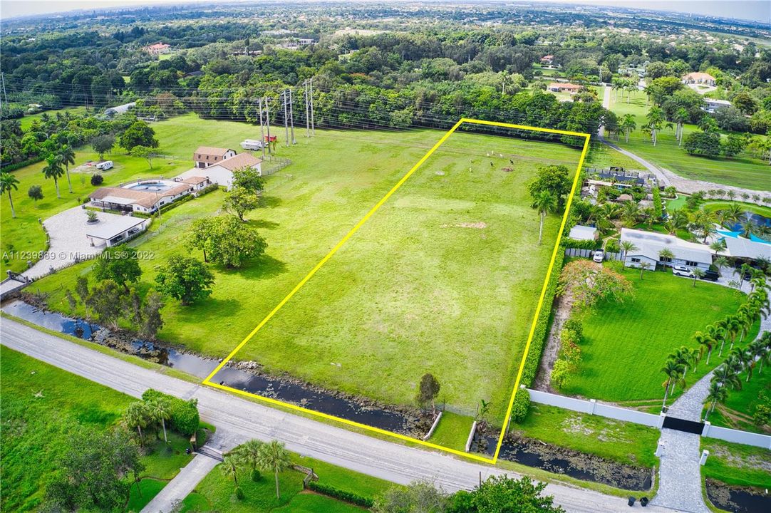 Recently Sold: $1,199,000 (2.35 acres)