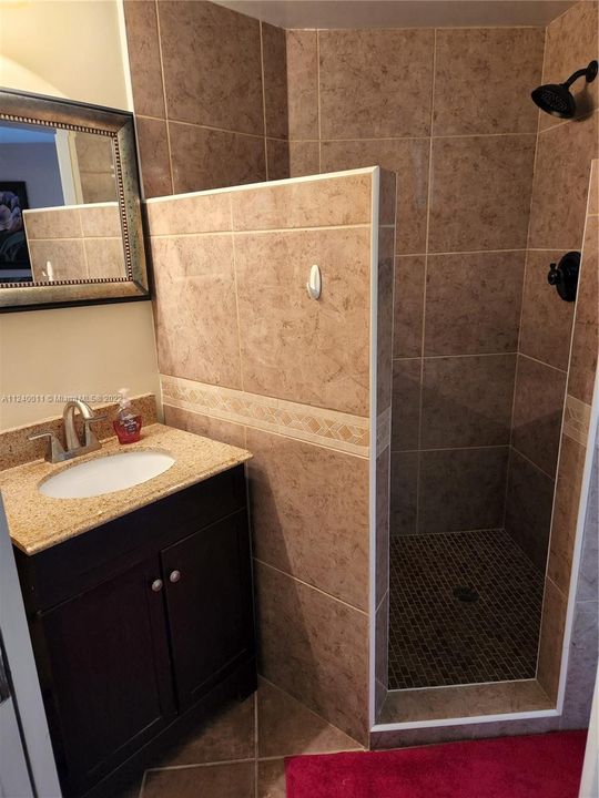 Guest and 2nd bedroom bath