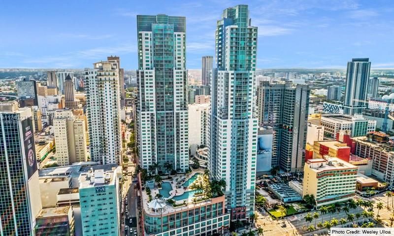 Recently Sold: $419,000 (1 beds, 1 baths, 806 Square Feet)