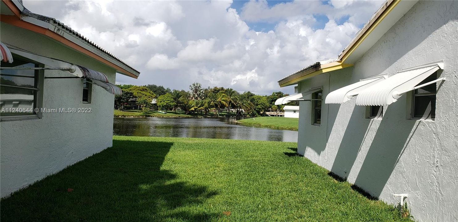 Recently Sold: $320,000 (2 beds, 2 baths, 1438 Square Feet)