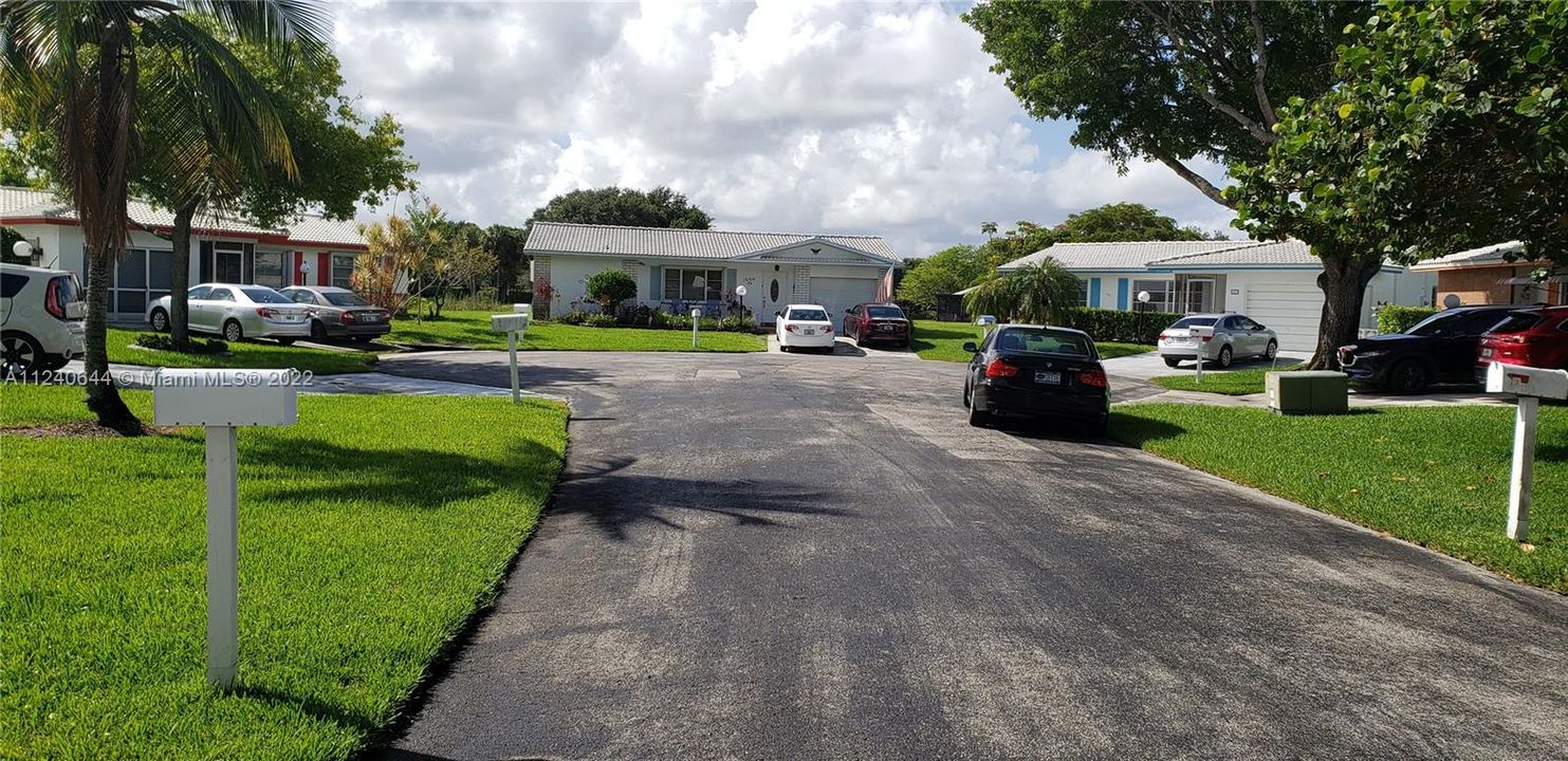 Recently Sold: $320,000 (2 beds, 2 baths, 1438 Square Feet)