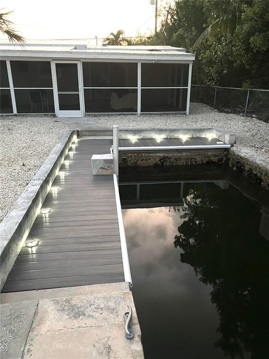 Recently Rented: $4,950 (3 beds, 2 baths, 1360 Square Feet)