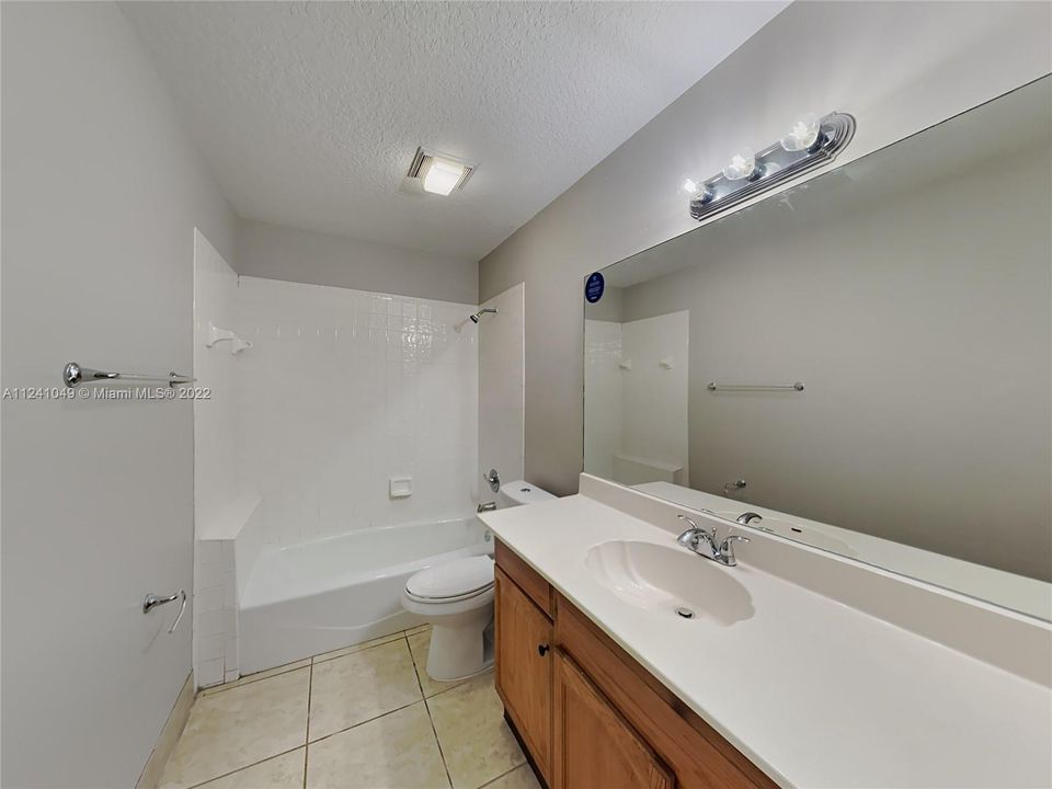 Vendido Recientemente: $699,900 (0 camas, 0 baños, 3256 Pies cuadrados)