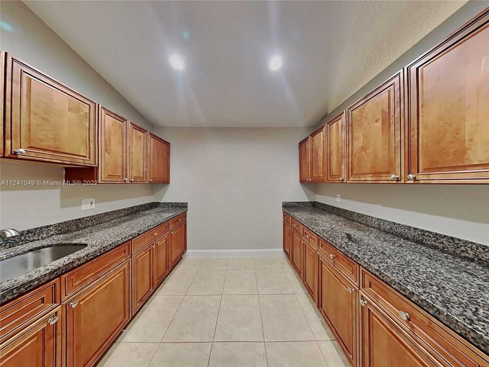 Vendido Recientemente: $699,900 (0 camas, 0 baños, 3256 Pies cuadrados)