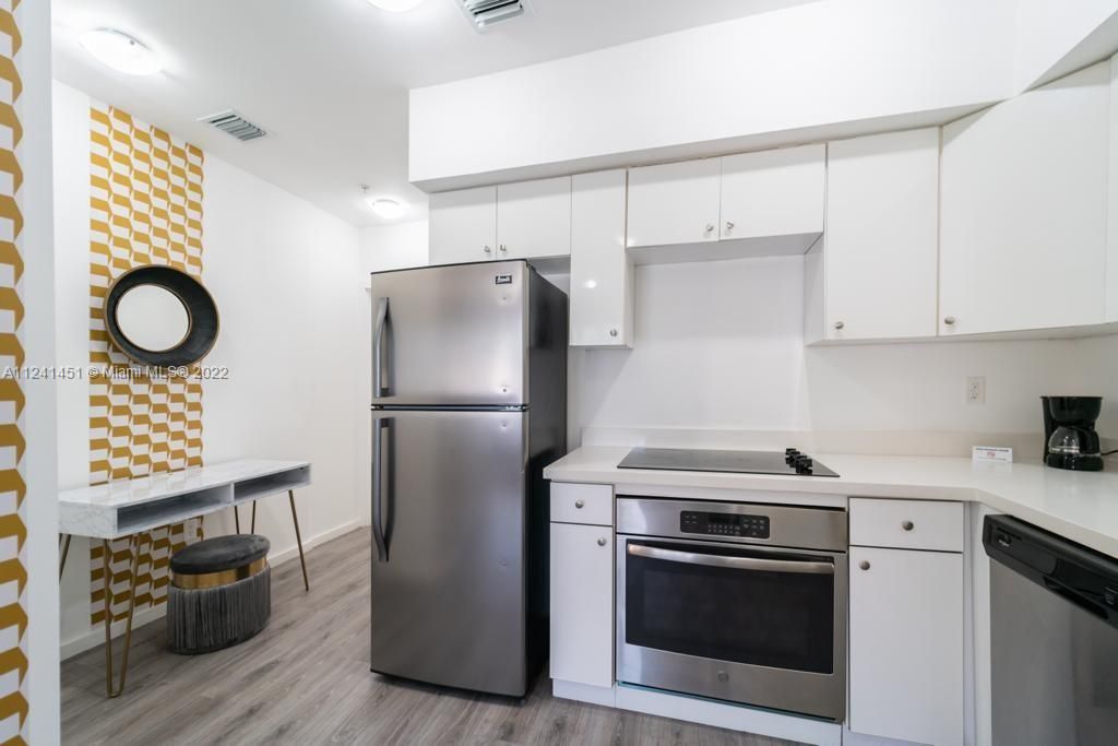 Recently Sold: $249,000 (1 beds, 1 baths, 499 Square Feet)