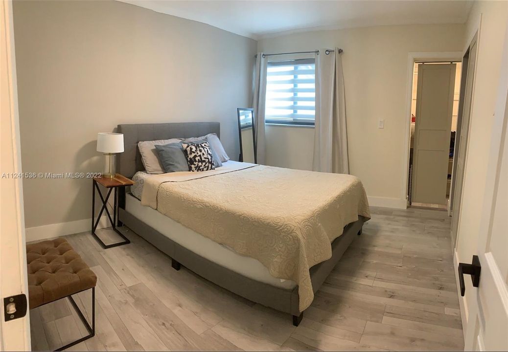 Recently Rented: $2,500 (2 beds, 1 baths, 1000 Square Feet)