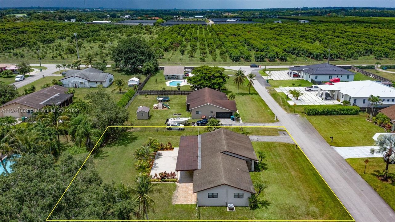 Recently Rented: $3,900 (3 beds, 2 baths, 1699 Square Feet)