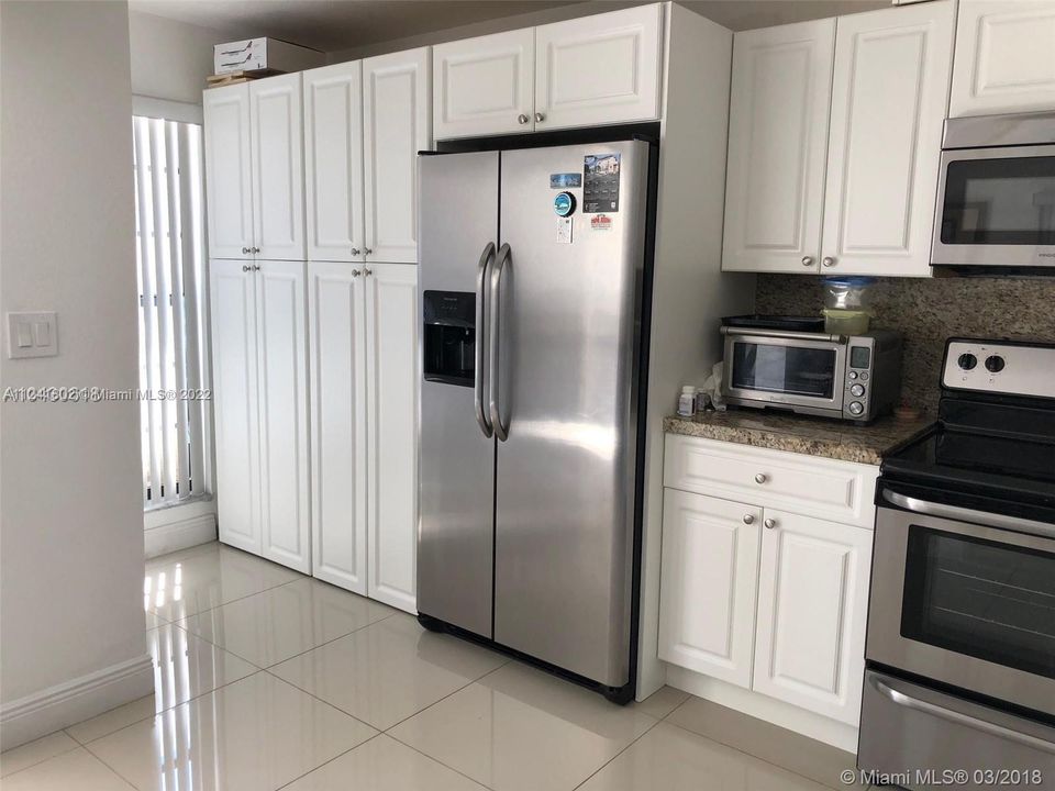 Недавно арендовано: $2,900 (3 спален, 2 ванн, 1144 Квадратных фут)