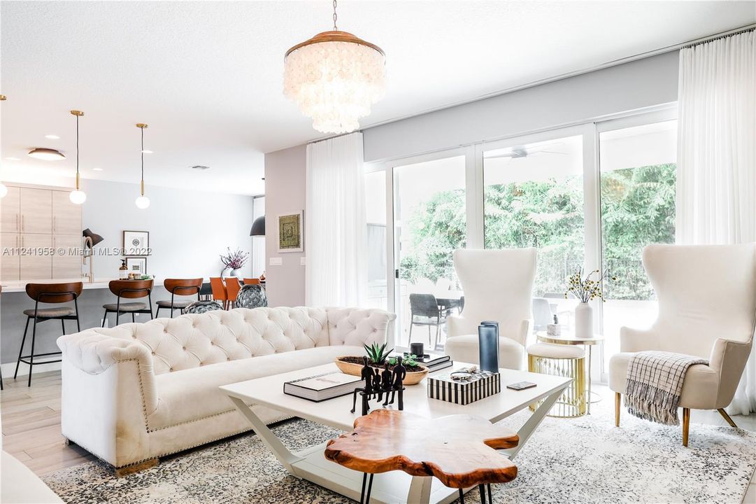 Recently Sold: $1,379,000 (4 beds, 3 baths, 2656 Square Feet)