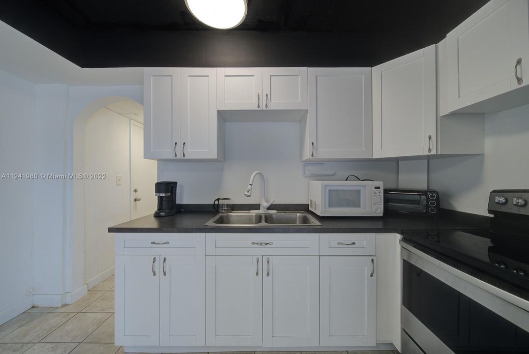 最近租的: $2,095 (1 贝兹, 1 浴室, 0 平方英尺)