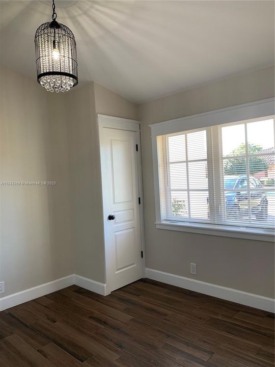 Recently Rented: $6,750 (4 beds, 2 baths, 1964 Square Feet)