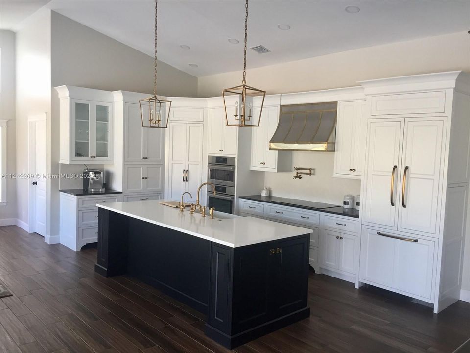 Recently Rented: $6,750 (4 beds, 2 baths, 1964 Square Feet)