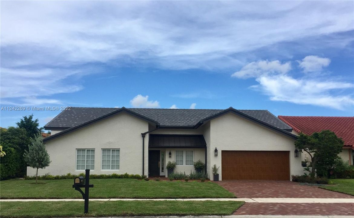 Recently Rented: $6,750 (4 beds, 2 baths, 1964 Square Feet)