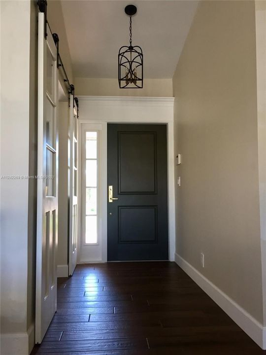 Recently Rented: $6,750 (4 beds, 2 baths, 1964 Square Feet)