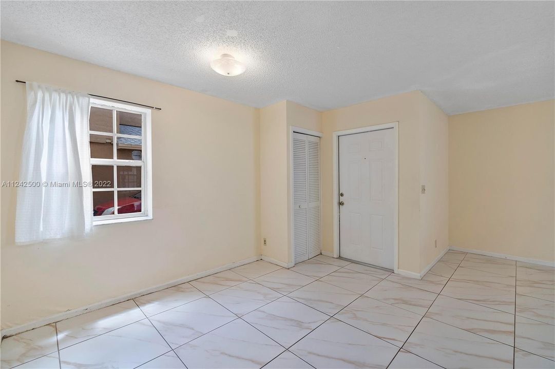 Недавно арендовано: $2,150 (3 спален, 2 ванн, 1488 Квадратных фут)