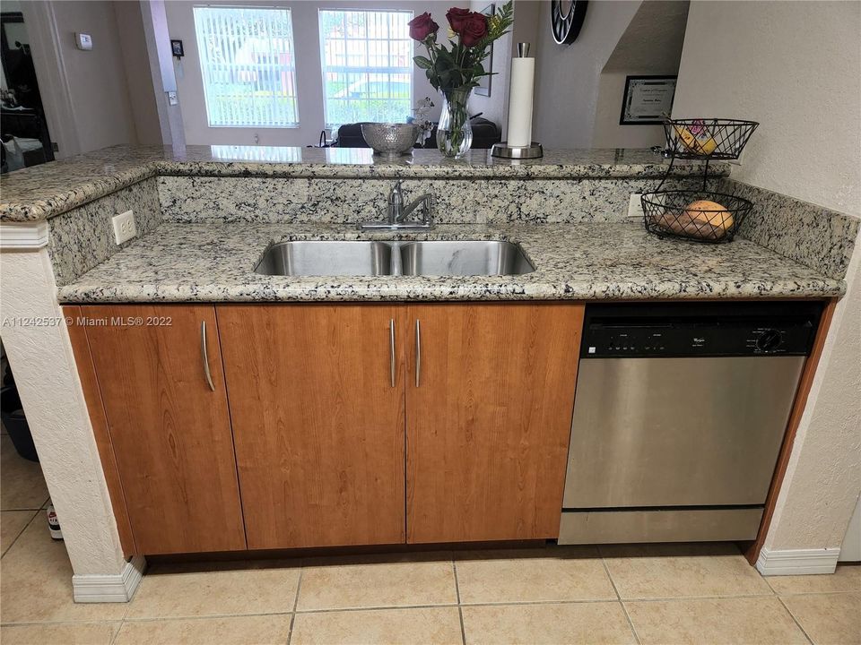 Recently Sold: $180,000 (1 beds, 1 baths, 0 Square Feet)