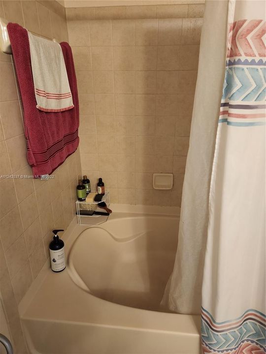 Recently Sold: $180,000 (1 beds, 1 baths, 0 Square Feet)